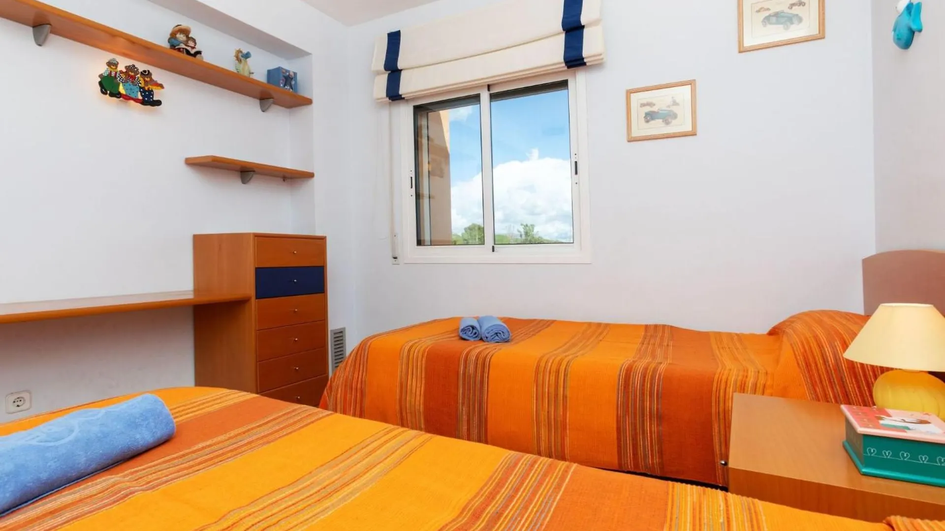 Holiday Home Port Pals Beach By Interhome