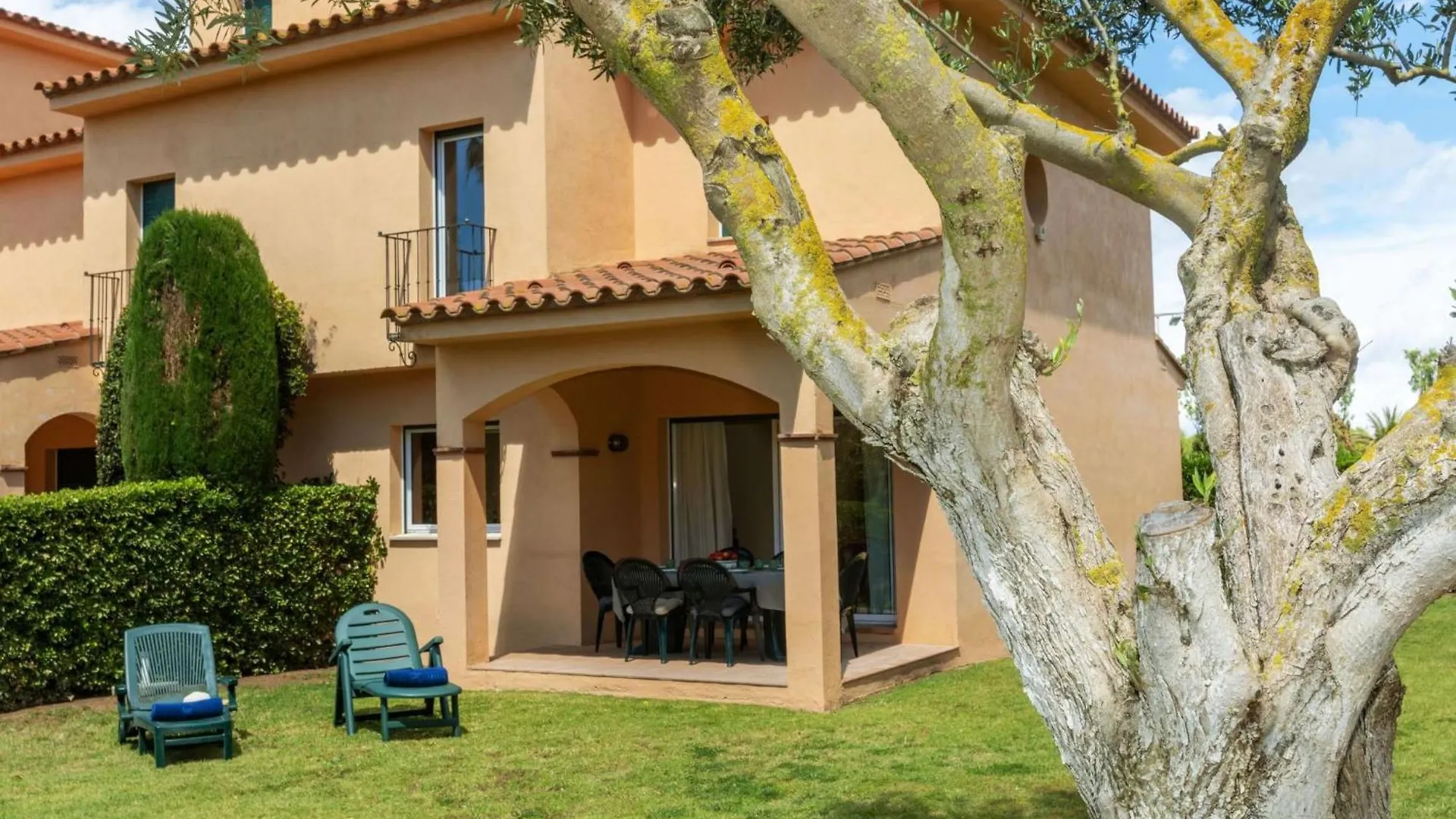 Holiday Home Port Pals Beach By Interhome