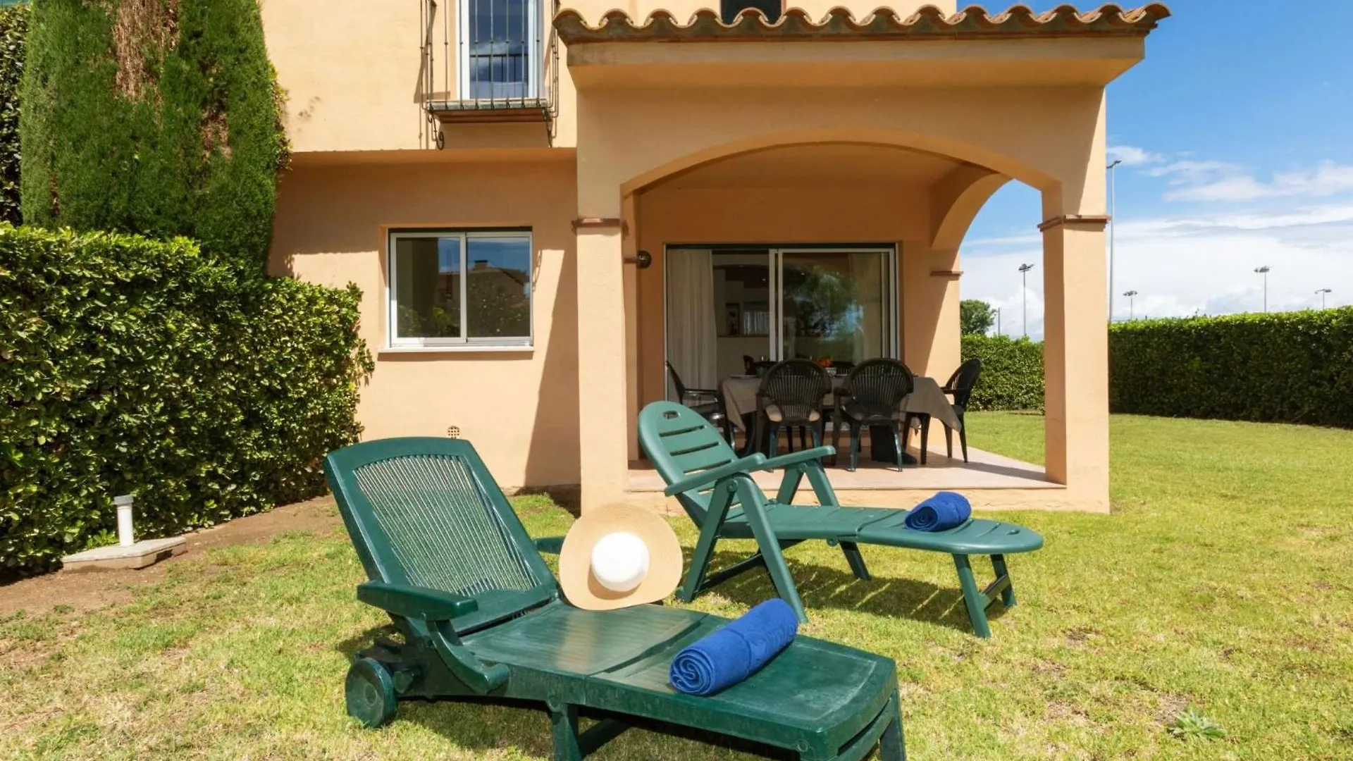 Holiday Home Port Pals Beach By Interhome