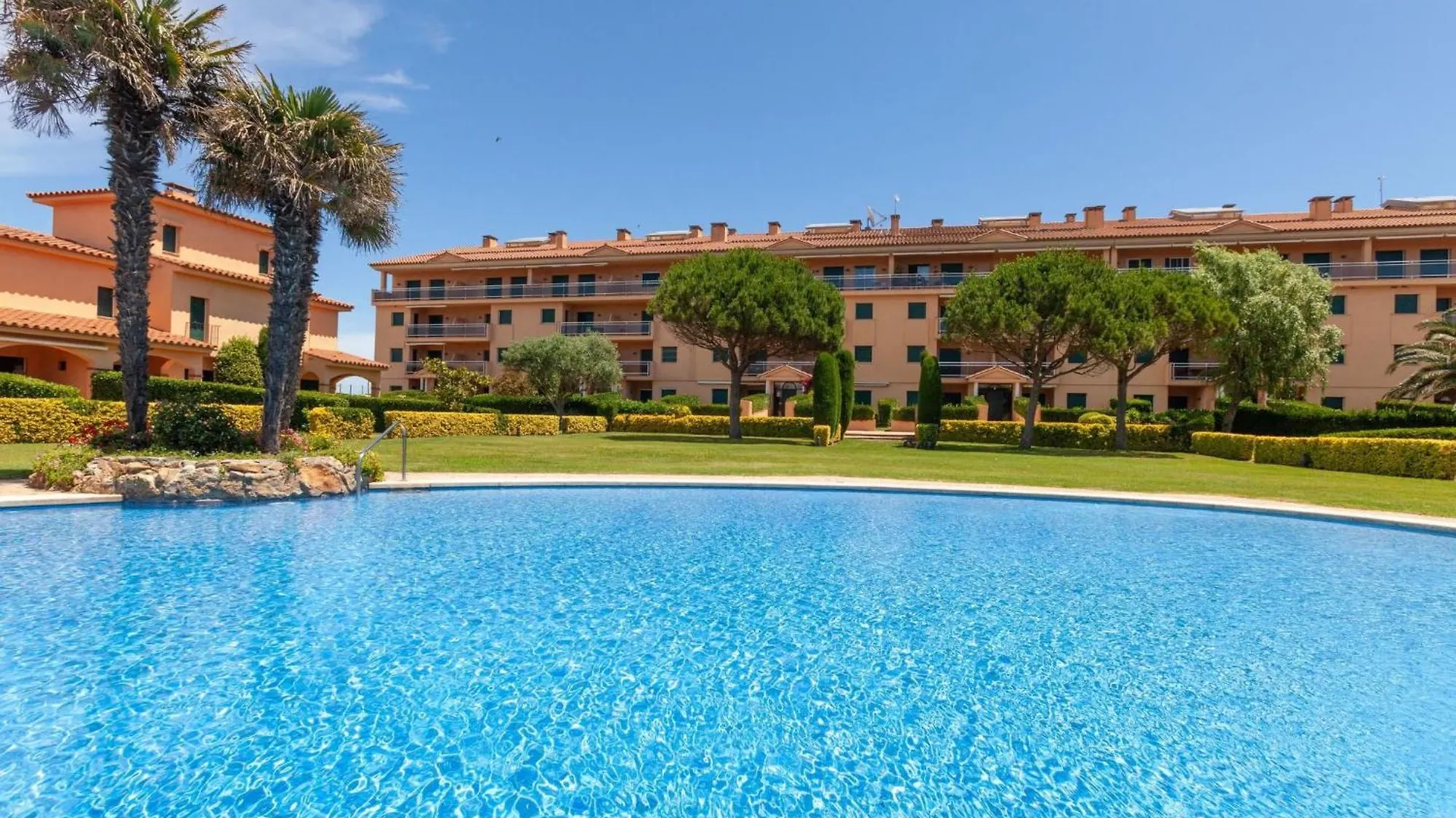 Holiday Home Port Pals Beach By Interhome
